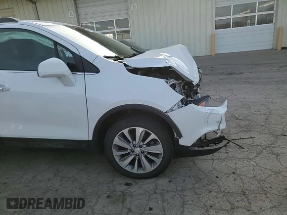 2020 Buick Encore Preferred with VIN KL4CJASB9LB342189, listed as a Copart auction lot 48814595 with 35,920 mi miles and Salvage Title. Bid and sale history available at carsss.com. Image 11.