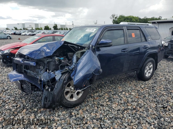 2017 Toyota 4Runner SR5 with VIN JTEZU5JR5H5161766, listed as a Copart auction lot 61364105 with 90,959 mi miles and Salvage title. Bid and sale history available at DreamBid. Image 1.