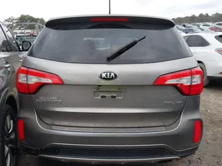 2015 Kia Sorento SX with VIN 5XYKW4A74FG603479, listed as a IAAI auction lot 41515797 with 151,496 mi miles. Bid and sale history available at carsss.com. Image 16.