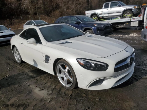 2019 Mercedes-Benz SL-Class SL 550 with VIN WDDJK7DA9KF055577, listed as a Copart auction lot 83988654 with 20,726 mi miles and Non Repairable. Bid and sale history available at carsss.com. Image 4.