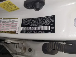 2019 Toyota C-HR XLE with VIN JTNKHMBX6K1058884, listed as a IAAI auction lot 41901952 with 22,443 mi miles. Bid and sale history available at carsss.com. Image 9.