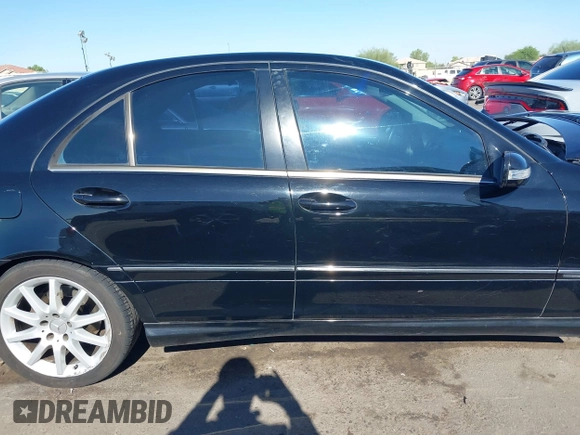 2007 Mercedes-Benz C 230 Sport с VIN WDBRF52H87F935195, выставлен на аукционе IAAI как лот 42572285 с пробегом 155 062 миль миль и . История ставок и продаж доступна на DreamBid. Изображение 13.