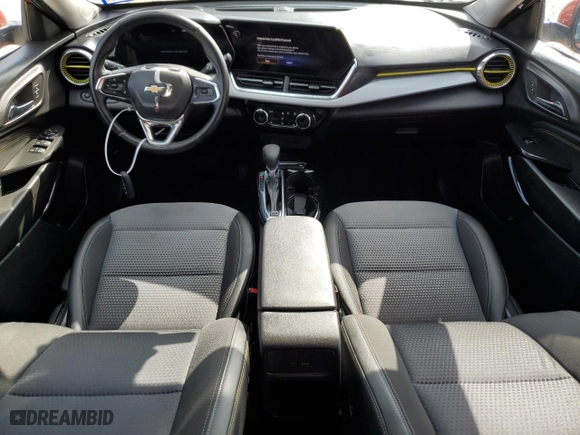 2024 Chevrolet Trax LT with VIN KL77LHE28RC113332, listed as a Copart auction lot 44136985 with 10,157 mi miles and Salvage Title. Bid and sale history available at carsss.com. Image 8.