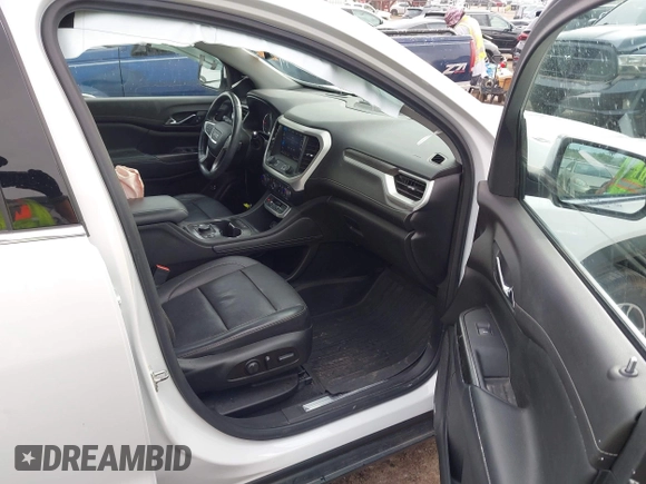 2020 GMC Acadia SLT with VIN 1GKKNMLSXLZ119466, listed as a IAAI auction lot 42455191 with 40,447 mi miles and . Bid and sale history available at DreamBid. Image 5.