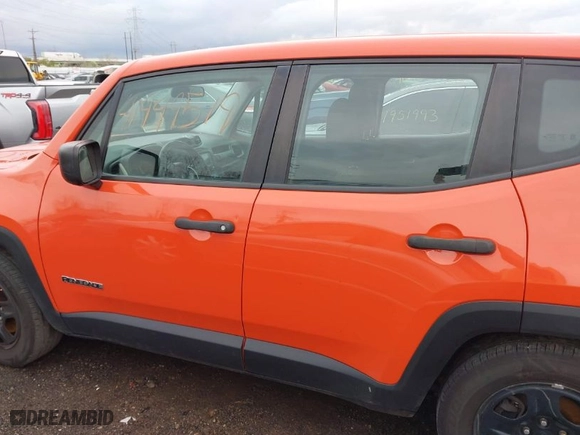 2017 Jeep Renegade Sport with VIN ZACCJAABXHPF03797, listed as a IAAI auction lot 41949519 with 148,114 mi miles. Bid and sale history available at carsss.com. Image 14.