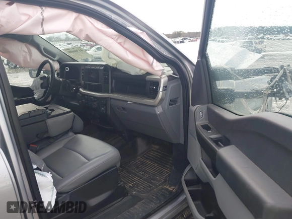 2024 Ford F-250 XL с VIN 1FT7W2BT0RED97130, выставлен на аукционе IAAI как лот 41706600 с пробегом 17 269 миль миль и . История ставок и продаж доступна на DreamBid. Изображение 5.