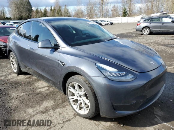2021 Tesla Model Y Long Range with VIN 5YJYGAEE4MF200914, listed as a Copart auction lot 46946845 with 116,370 mi miles and Salvage Title. Bid and sale history available at DreamBid. Image 4.