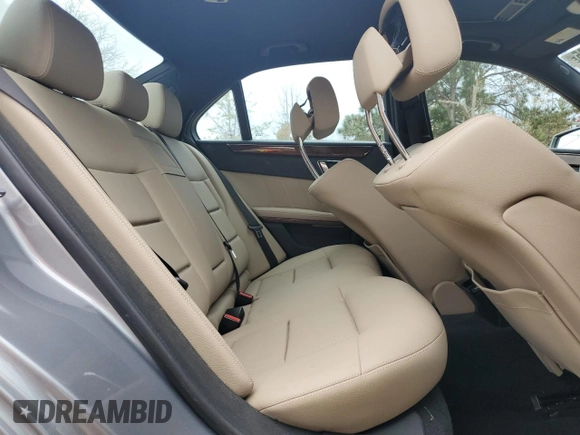 2012 Mercedes-Benz E 350 Luxury z VIN WDDHF5KB9CA534177, wystawiony jako Copart lot #50954135 z przebiegiem 51 598 mil mil oraz Szkoda całkowita • Salvage title. Historia ofert i sprzedaży dostępna na DreamBid. Obrazek 10.