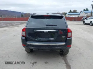 2016 Jeep Compass Latitude with VIN 1C4NJDEB8GD695268, listed as a IAAI auction lot 41724921 with 137,118 mi miles. Bid and sale history available at carsss.com. Image 16.