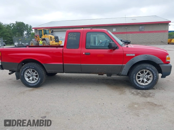 2008 Ford Ranger XLT z VIN 1FTZR45EX8PA37293, wystawiony jako IAAI lot #42522462 z przebiegiem 105 450 mil mil oraz . Historia ofert i sprzedaży dostępna na DreamBid. Obrazek 14.