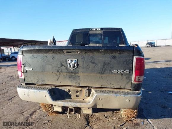 2018 Ram 2500 Laramie with VIN 3C6UR5FL4JG380373, listed as a IAAI auction lot 41634182 with 159,770 mi miles. Bid and sale history available at carsss.com. Image 16.
