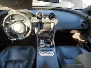 2015 Jaguar XJ with VIN SAJWA1CZ8F8V85381, listed as a Copart auction lot 42592495 with 161,938 mi miles and Salvage title. Bid and sale history available at DreamBid. Image 8.