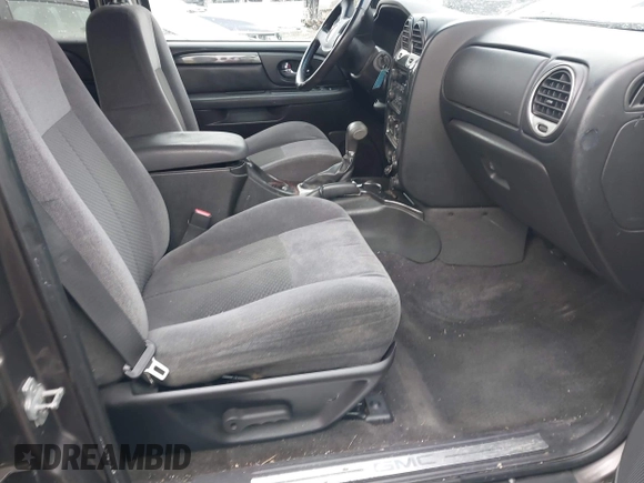 2008 GMC Envoy SLE2 with VIN 1GKDS13S882139862, listed as a IAAI auction lot 41458976 with 195,973 mi miles. Bid and sale history available at carsss.com. Image 5.