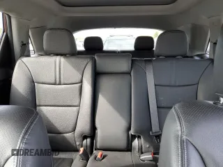 2013 Kia Sorento SX z VIN 5XYKWDA22DG389884, wystawiony jako Copart lot #58813735 z przebiegiem 101 567 mil mil oraz Szkoda całkowita • Salvage title. Historia ofert i sprzedaży dostępna na DreamBid. Obrazek 10.