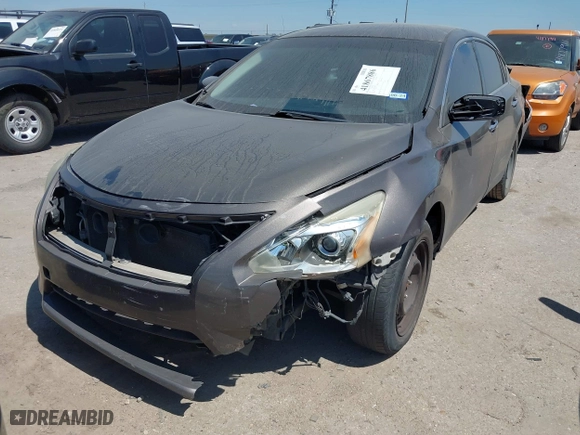 2015 Nissan Altima 2.5 with VIN 1N4AL3AP0FN368673, listed as a IAAI auction lot 41867886 with 152,213 mi miles. Bid and sale history available at carsss.com. Image 12.