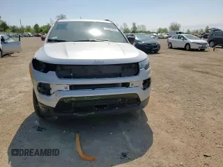 2025 Jeep Compass Latitude z VIN 3C4NJDBN1ST566404, wystawiony jako Copart lot #55024085 z przebiegiem 381 mil mil oraz Szkoda całkowita • Salvage title. Historia ofert i sprzedaży dostępna na DreamBid. Obrazek 14.