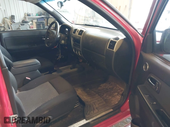 2007 Chevrolet Colorado 1LT z VIN 1GCDT13E678252966, wystawiony jako IAAI lot #42438219 z przebiegiem 205 731 mil mil oraz . Historia ofert i sprzedaży dostępna na DreamBid. Obrazek 5.
