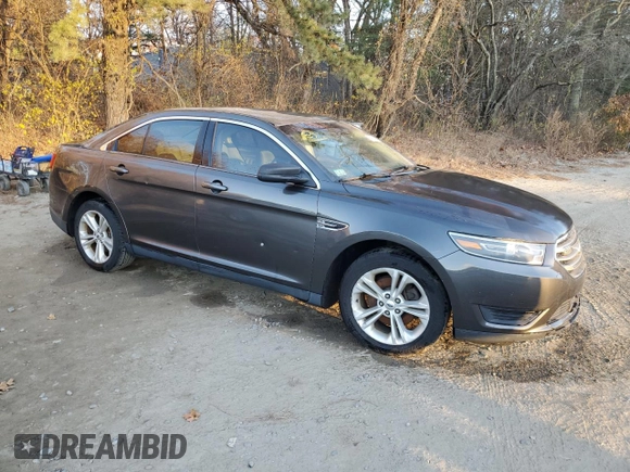 2015 Ford Taurus SE with VIN 1FAHP2D86FG184747, listed as a Copart auction lot 77659254 with 140,404 mi miles and Clean Title. Bid and sale history available at carsss.com. Image 4.