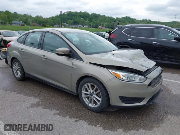 2016 Ford Focus SE z VIN 1FADP3F26GL332224, wystawiony jako IAAI lot #42167222 z przebiegiem 134 423 mil mil oraz . Historia ofert i sprzedaży dostępna na DreamBid. Obrazek 1.