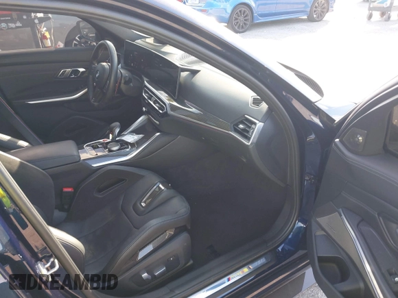 2023 BMW M3 Competition xDrive z VIN WBS43AY07PFP49042, wystawiony jako IAAI lot #41515546 z przebiegiem 10 406 mil mil oraz . Historia ofert i sprzedaży dostępna na DreamBid. Obrazek 5.