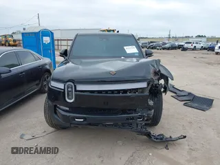 2023 Rivian R1T Adventure with VIN 7FCTGAAA2PN023485, listed as a IAAI auction lot 41227330 with 1 mi miles. Bid and sale history available at carsss.com. Image 12.