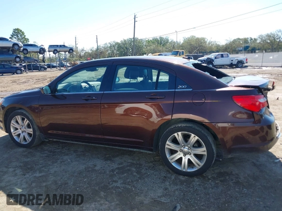 2013 Chrysler 200 Touring with VIN 1C3CCBBB9DN550812, listed as a IAAI auction lot 41677254 with 172,873 mi miles and . Bid and sale history available at carsss.com. Image 14.