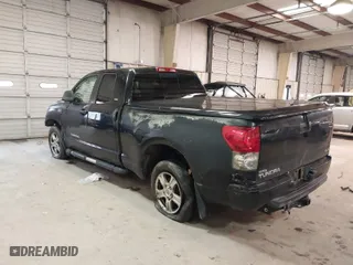 2007 Toyota Tundra SR5 with VIN 5TFBV54107X007994, listed as a IAAI auction lot 41581644 with 236,267 mi miles. Bid and sale history available at carsss.com. Image 3.