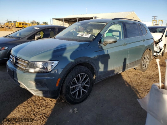 2019 Volkswagen Tiguan SE with VIN 3VV2B7AX7KM084505, listed as a Copart auction lot 45936915 with 49,539 mi miles and Salvage Title. Bid and sale history available at carsss.com. Image 1.