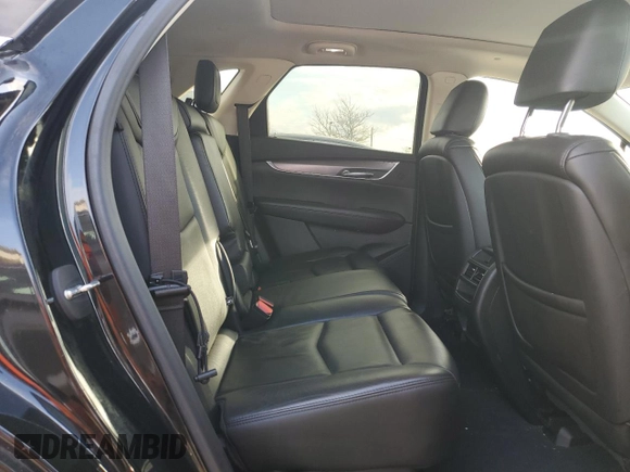 2019 Cadillac XT5 Luxury AWD z VIN 1GYKNDRS4KZ206002, wystawiony jako Copart lot #46789955 z przebiegiem 51 504 mil mil oraz Szkody całkowita. Historia ofert i sprzedaży dostępna na DreamBid. Obrazek 12.