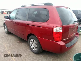 2008 Kia Sedona LX with VIN KNDMB233786250423, listed as a IAAI auction lot 41968729 with 167,501 mi miles. Bid and sale history available at carsss.com. Image 3.