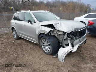 2016 Volvo XC90 T6 Momentum with VIN YV4A22PK2G1023461, listed as a IAAI auction lot 41517909 with 177,890 mi miles. Bid and sale history available at carsss.com. Image 1.