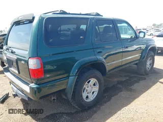 2000 Toyota 4Runner SR5 with VIN JT3GN86R4Y0141531, listed as a IAAI auction lot 42068335 with 204,520 mi miles and . Bid and sale history available at DreamBid. Image 4.