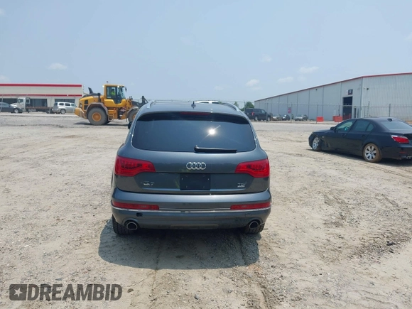 2014 Audi Q7 Premium Plus with VIN WA1LMAFE2ED003874, listed as a IAAI auction lot 42412169 with 65,621 mi miles and . Bid and sale history available at DreamBid. Image 17.