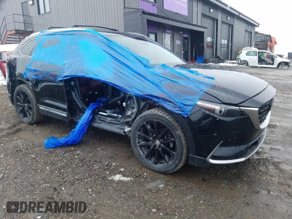 2023 Mazda CX-9 Grand Touring with VIN JM3TCBDY1P0644673, listed as a Copart auction lot 52781875 with 32,538 mi miles and Non repairable. Bid and sale history available at DreamBid. Image 4.