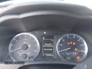 2019 Toyota Highlander LE с VIN 5TDBZRFH6KS945258, выставлен на аукционе IAAI как лот 41979698 с пробегом 122 624 миль миль и . История ставок и продаж доступна на DreamBid. Изображение 7.