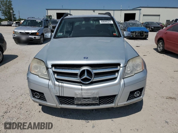 2011 Mercedes-Benz GLK 350 with VIN WDCGG5GB9BF536132, listed as a Copart auction lot 69096524 with 95,984 mi miles and Clean Title. Bid and sale history available at DreamBid. Image 5.