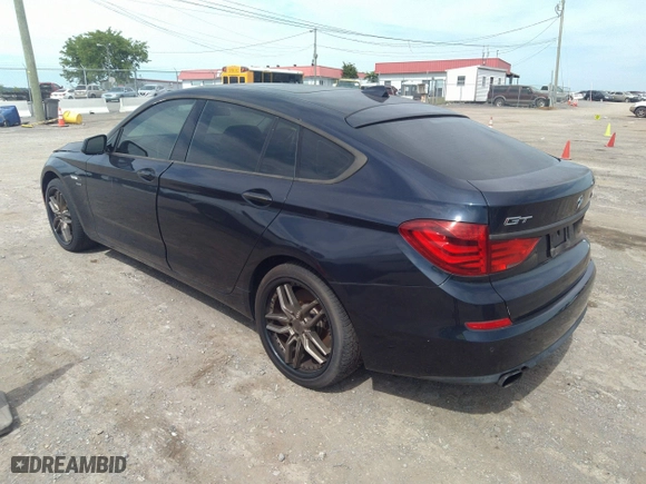 2012 BMW 5 Series Gran Turismo 550i xDrive with VIN WBASP4C53CC341928, listed as a IAAI auction lot 36580839 with 93,808 mi miles. Bid and sale history available at carsss.com. Image 3.