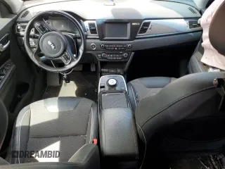 2019 Kia Niro EX with VIN KNDCC3LG9K5024284, listed as a Copart auction lot 55176404 with 163,446 mi miles and Non Repairable. Bid and sale history available at carsss.com. Image 8.