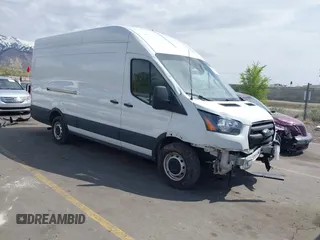 2020 Ford Transit Cargo z VIN 1FTBR3X87LKB54483, wystawiony jako IAAI lot #42103812 z przebiegiem 96 992 mil mil oraz . Historia ofert i sprzedaży dostępna na DreamBid. Obrazek 1.