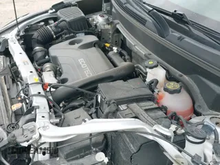 2022 Chevrolet Equinox RS with VIN 2GNAXWEV9N6124166, listed as a IAAI auction lot 42585887 with 30,293 mi miles and . Bid and sale history available at DreamBid. Image 21.