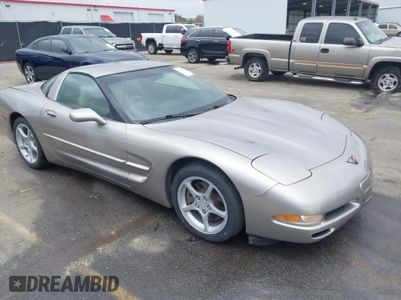 2000 Chevrolet Corvette with VIN 1G1YY22G2Y5108287, listed as a IAAI auction lot 41816759 with 125,078 mi miles. Bid and sale history available at carsss.com. Image 1.