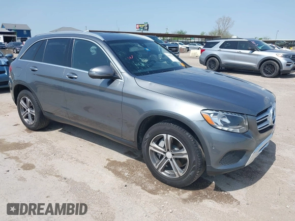2016 Mercedes-Benz GLC with VIN WDC0G4JB4GF084697, listed as a IAAI auction lot 41929271 with 129,146 mi miles. Bid and sale history available at carsss.com. Image 1.