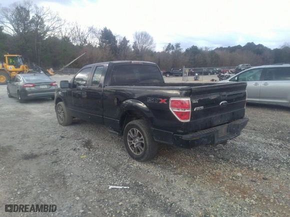 2010 Ford F-150 XL with VIN 1FTEX1CW6AFA70690, listed as a IAAI auction lot 41716142 with 462,734 mi miles. Bid and sale history available at carsss.com. Image 3.