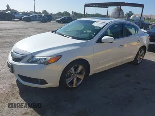 2013 Acura ILX Technology z VIN 19VDE1F73DE018446, wystawiony jako IAAI lot #42486503 z przebiegiem 76 249 mil mil oraz . Historia ofert i sprzedaży dostępna na DreamBid. Obrazek 2.