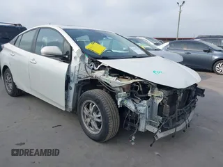 2017 Toyota Prius Two z VIN JTDKARFU8H3035514, wystawiony jako IAAI lot #42159349 z przebiegiem 318 452 mil mil oraz . Historia ofert i sprzedaży dostępna na DreamBid. Obrazek 1.
