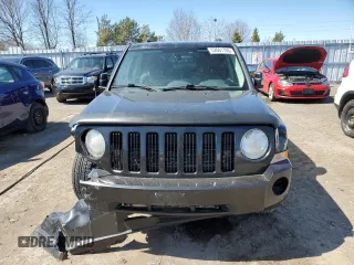 2010 Jeep Patriot Sport with VIN 1J4NF2GB6AD622212, listed as a Copart auction lot 52601705 with 218,001 mi miles and Clean Title. Bid and sale history available at carsss.com. Image 5.