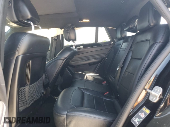 2016 Mercedes-Benz GLE 450 AMG z VIN 4JGED6EB9GA021162, wystawiony jako Copart lot #54714505 z przebiegiem 105 000 mil mil oraz Szkoda całkowita • Salvage title. Historia ofert i sprzedaży dostępna na DreamBid. Obrazek 12.