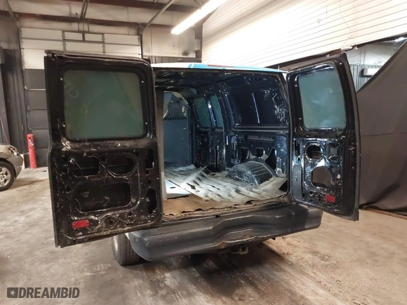 2013 Ford Econoline Cargo Van Commercial with VIN 1FTNE2EL2DDA42612, listed as a IAAI auction lot 41599646 with 207,770 mi miles. Bid and sale history available at carsss.com. Image 3.