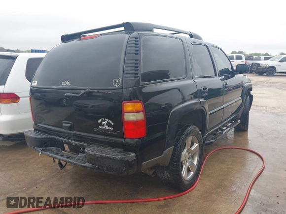 2002 Chevrolet Tahoe Z71 with VIN 1GNEK13Z92R278787, listed as a IAAI auction lot 41846808 with 200,981 mi miles. Bid and sale history available at carsss.com. Image 4.