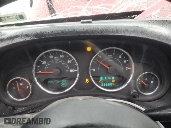 2013 Jeep Wrangler Unlimited Sport with VIN 1C4BJWDG8DL600639, listed as a Copart auction lot 43012035 with 225,004 mi miles and Clean title. Bid and sale history available at DreamBid. Image 9.